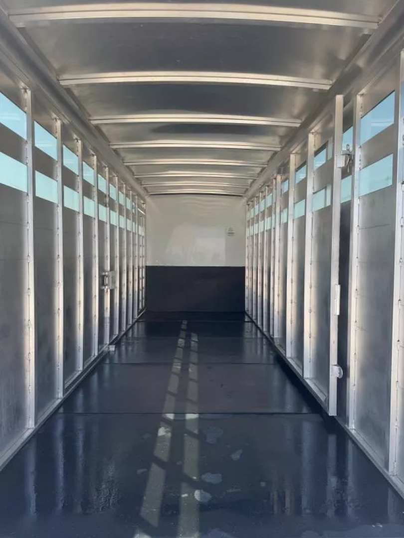 New 2024 Sundowner 24' Stock Combo Gooseneck