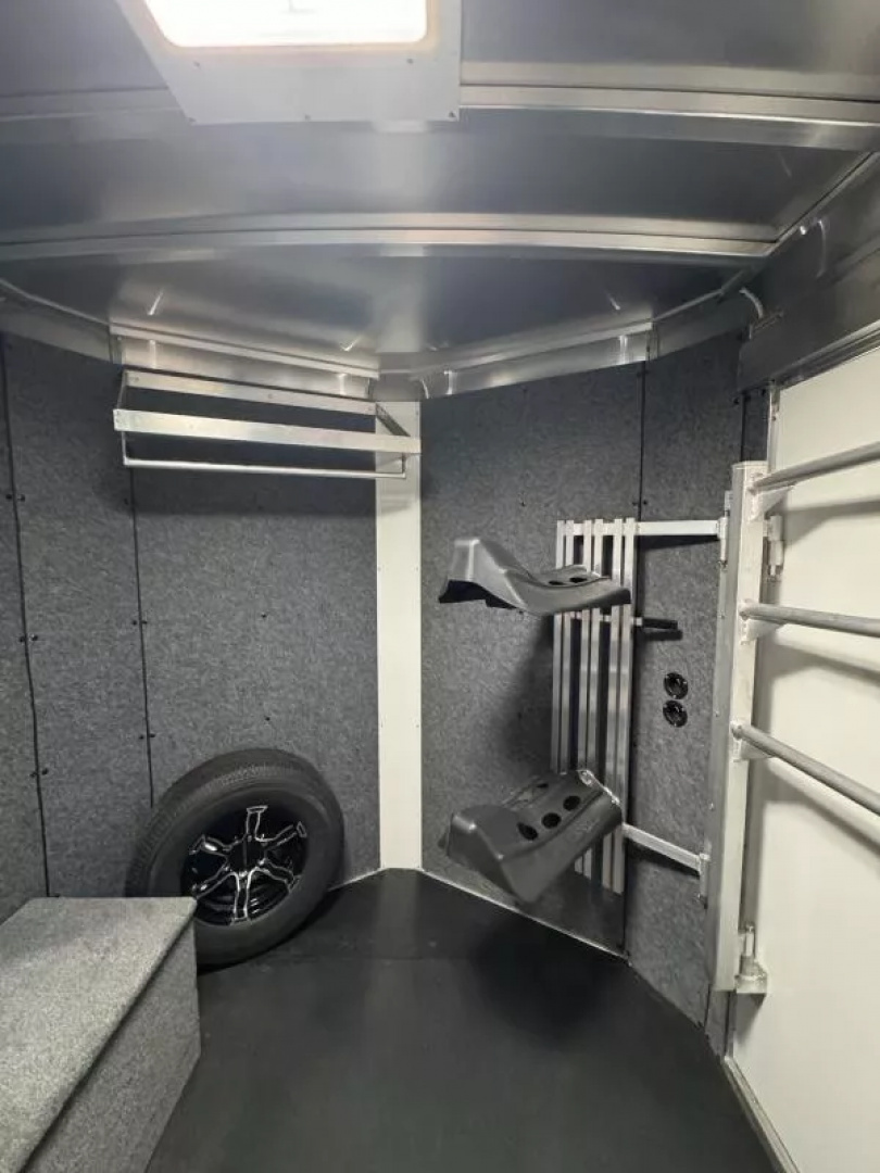 New 2025 Sundowner 2 Horse Super Tack Bumper Pull