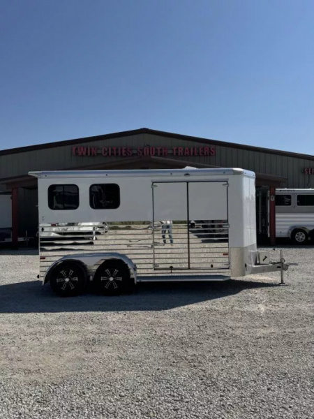 New 2025 Sundowner 2 Horse Super Tack Bumper Pull