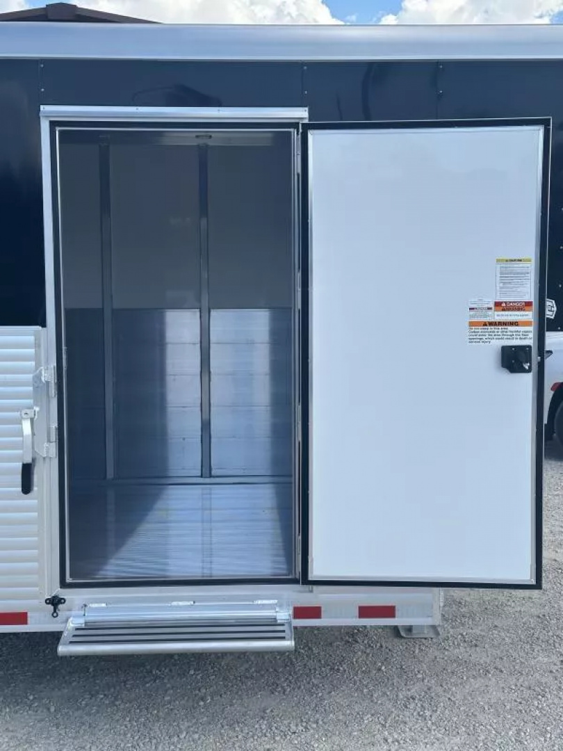 New 2026 Sundowner 24' Workhorse Cargo Gooseneck