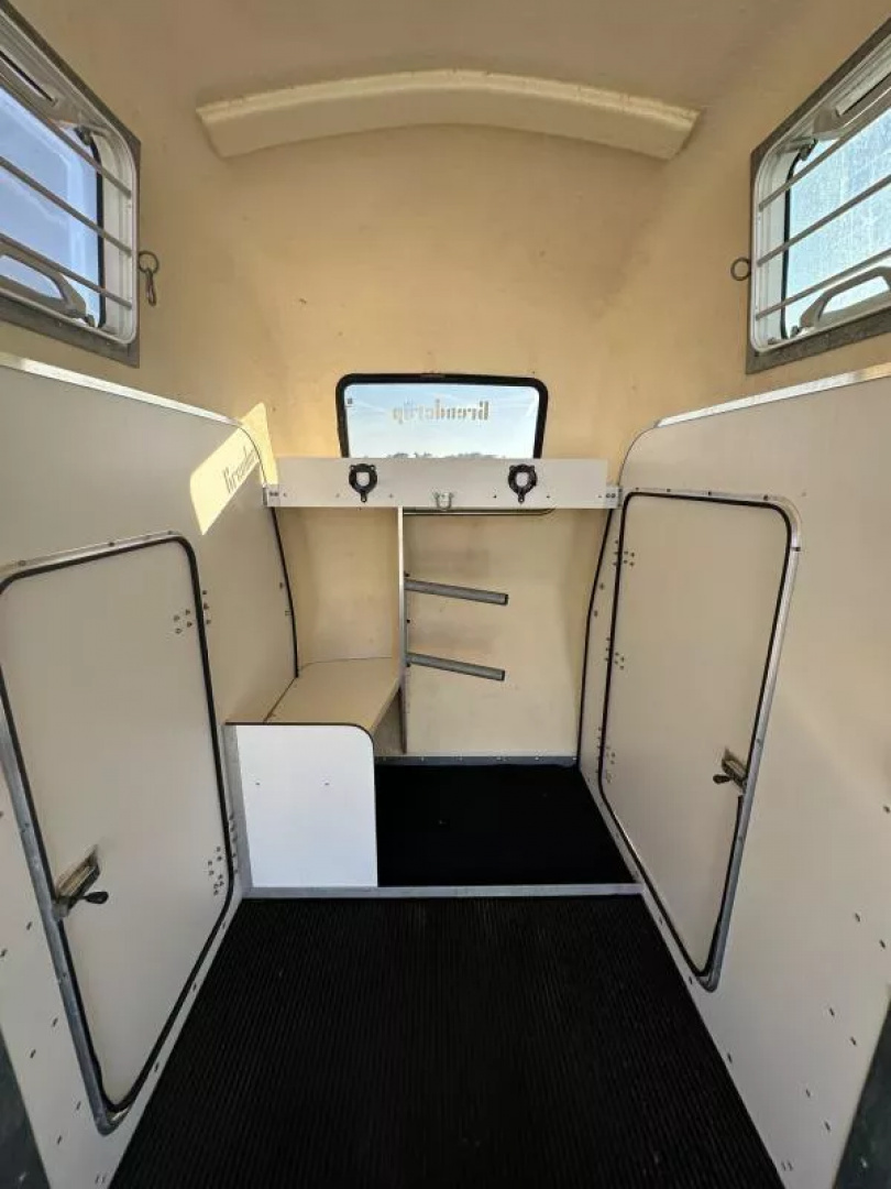 Used 2006 Brenderup 1 Horse Bumper Pull Trailer