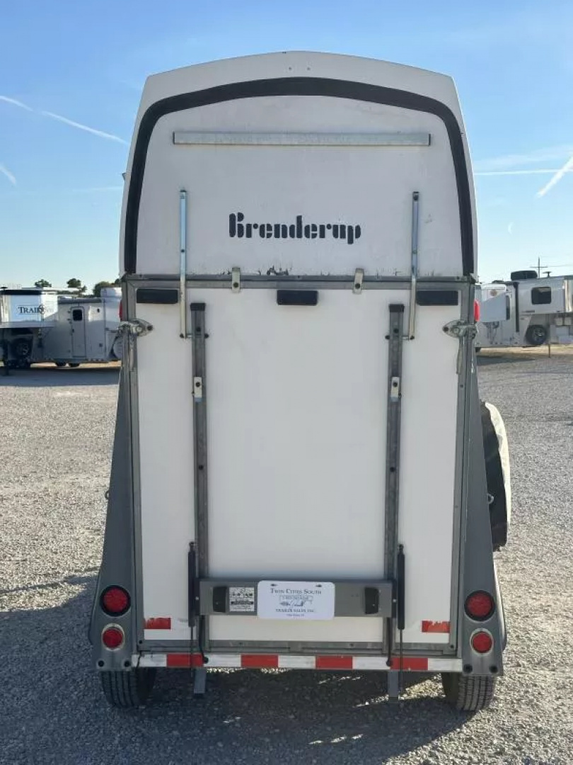 Used 2006 Brenderup 1 Horse Bumper Pull Trailer
