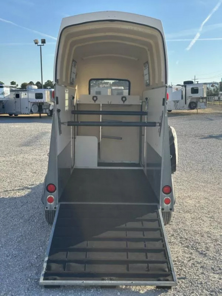 Used 2006 Brenderup 1 Horse Bumper Pull Trailer