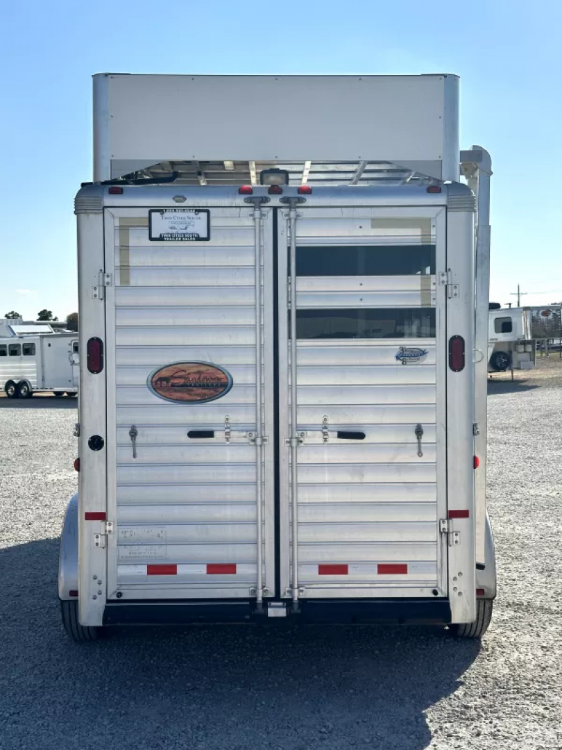 Used 2013 Sundowner 3 Horse Gooseneck Living Quarters
