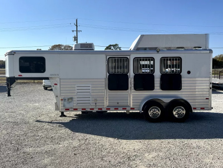 Used 2013 Sundowner 3 Horse Gooseneck Living Quarters