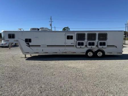 Used 2002 Exiss 4 Horse Gooseneck Living Quarter Horse Trailer