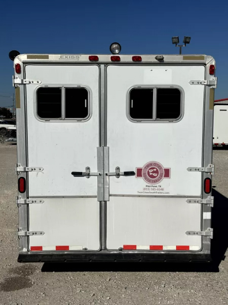 Used 1998 Exiss 3 Horse Living Quarters Weekender Horse Trailer