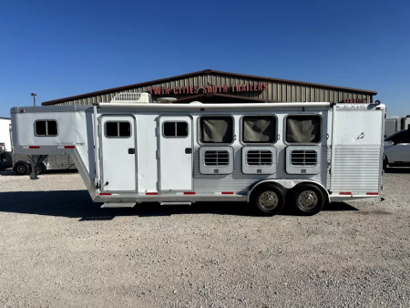 Used 1998 Exiss 3 Horse Living Quarters Weekender Horse Trailer
