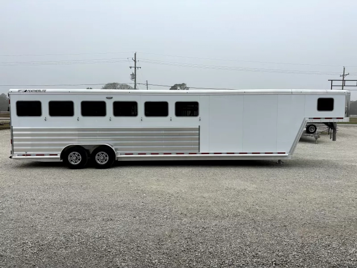New 2026 Featherlite 6 Horse Gooseneck Horse Trailer