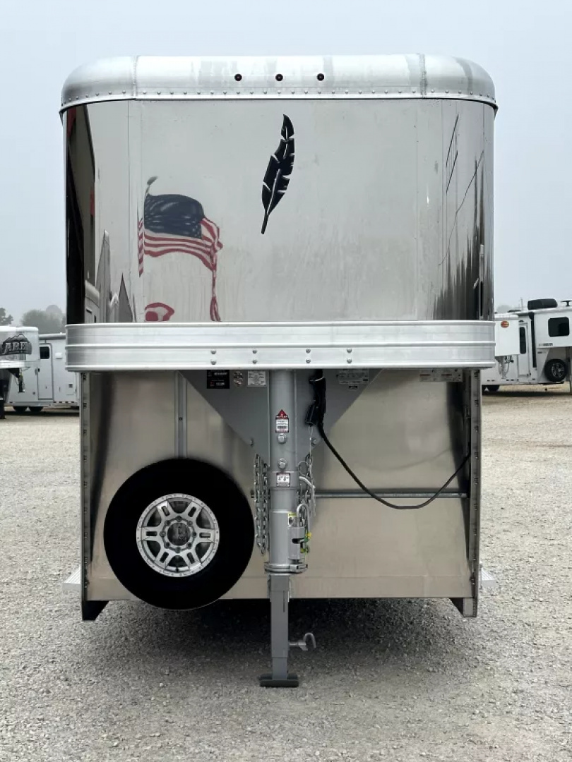 New 2026 Featherlite 6 Horse Gooseneck Horse Trailer