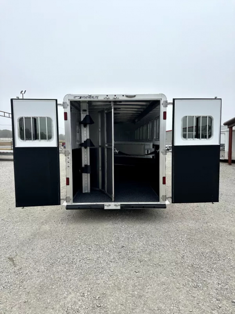New 2026 Featherlite 6 Horse Gooseneck Horse Trailer