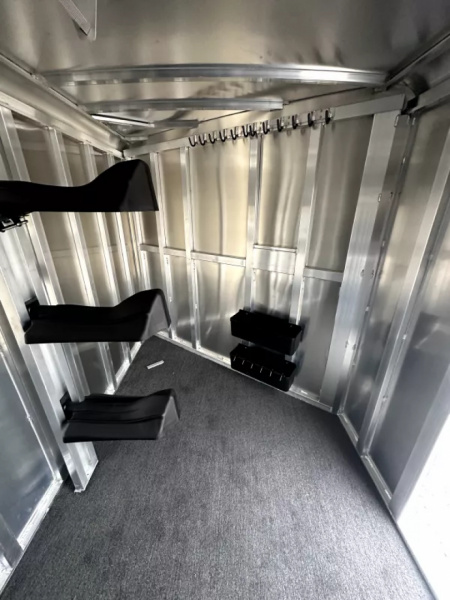 New 2026 Featherlite 6 Horse Gooseneck Horse Trailer