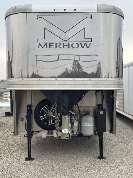 Used 2023 Merhow 4 Horse Living Quarters Gooseneck
