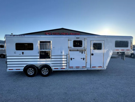 New 2026 Featherlite 2+1 Gooseneck