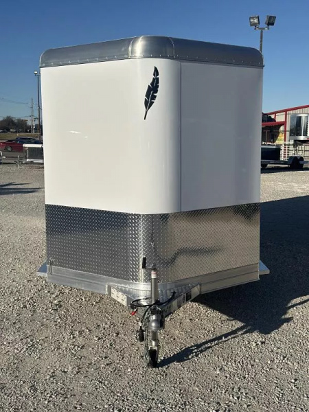 New 2026 Featherlite 3 Horse Slant Load Premier Tack Bumper Pull