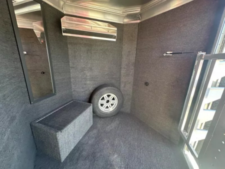 New 2026 Featherlite 3 Horse Slant Load Premier Tack Bumper Pull