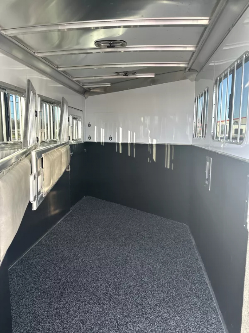 New 2026 Featherlite 3 Horse Gooseneck