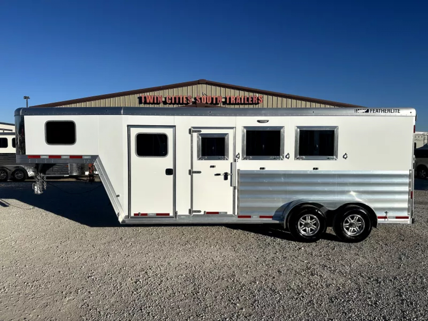 New 2026 Featherlite 3 Horse Gooseneck