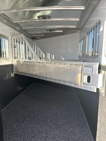 New 2026 Featherlite 3 Horse Gooseneck