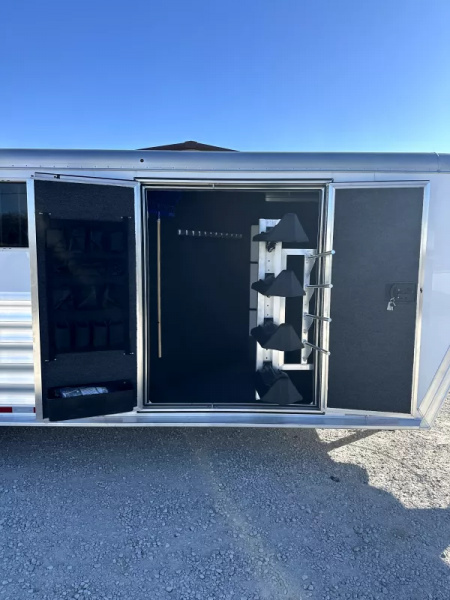 New 2026 Featherlite 4 Horse Premier Tack Gooseneck