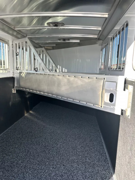 New 2026 Featherlite 3 Horse Gooseneck