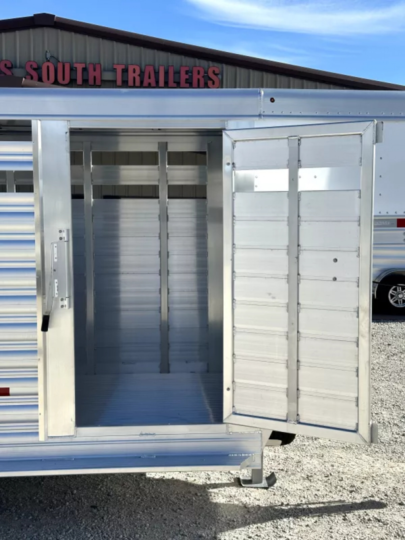 New 2026 Featherlite 20' Stock Gooseneck