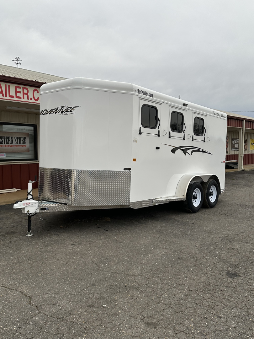 New 2026 Trails West 3H BP ADV MXII Horse Trailer