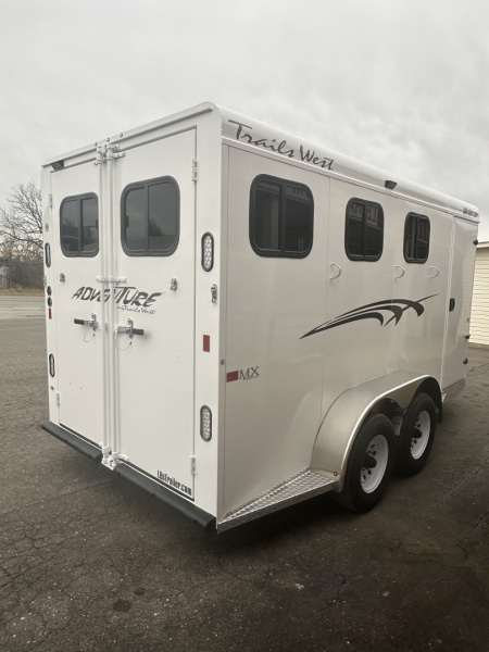 New 2026 Trails West 3H BP ADV MXII Horse Trailer