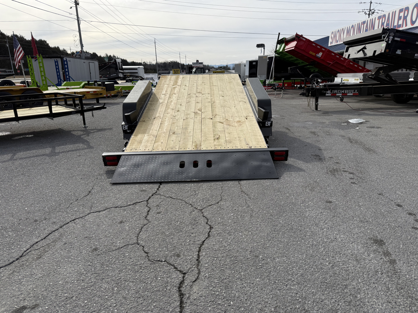 New 2026 Behnke TBCT 2020ET-10K Equipment Trailer