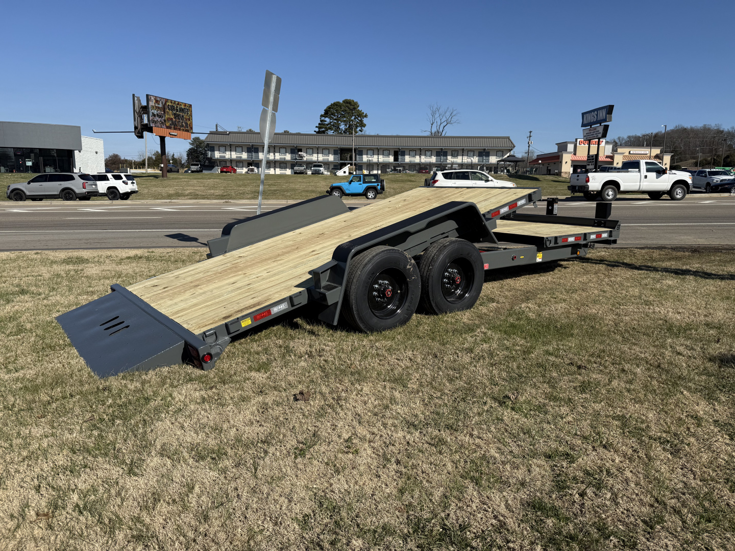 New 2026 Behnke TBCT2220ET-10K 16+6 Equipment Trailer