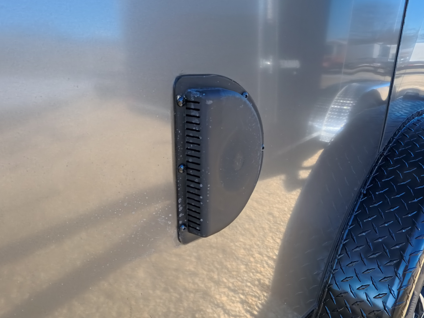 New 2026 Formula Trailers Charcoal 7.5 x 16 x 7 Conquest SE Flat Top Sloped V-Nose Cargo / Enclosed Trailer with 7K GVWR