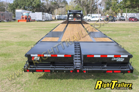 New 2026 8.5X35 PJ GOOGSENECK EQUIPMENT TRAILER