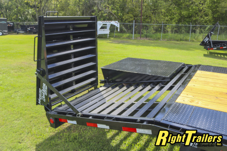 New 2026 8.5X25 PJ GOOGSENECK EQUIPMENT TRAILER