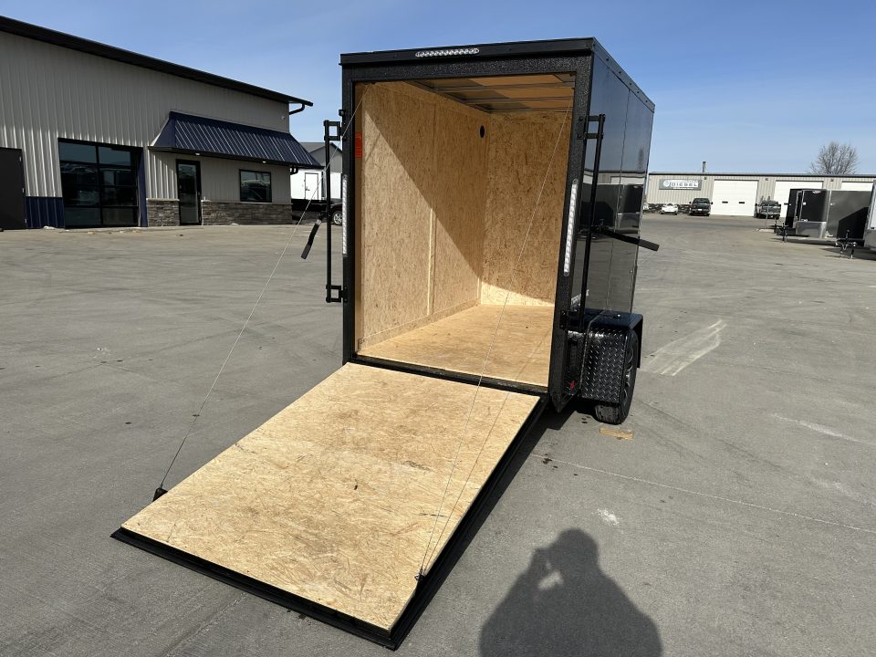 New 2026 Formula Blackout Traverse 5'x8' 3k Flat Top V-Nose Enclosed Cargo Trailer