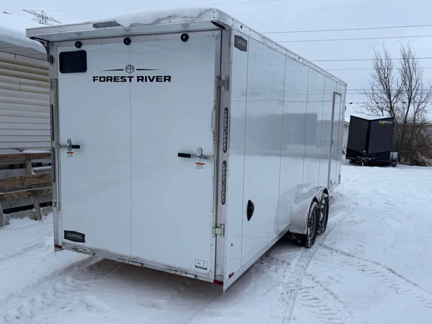 New 2026 7 X 27 All Aluminum 5 Place Lightning Aluminum Enclosed Trailer with 7ft interior -