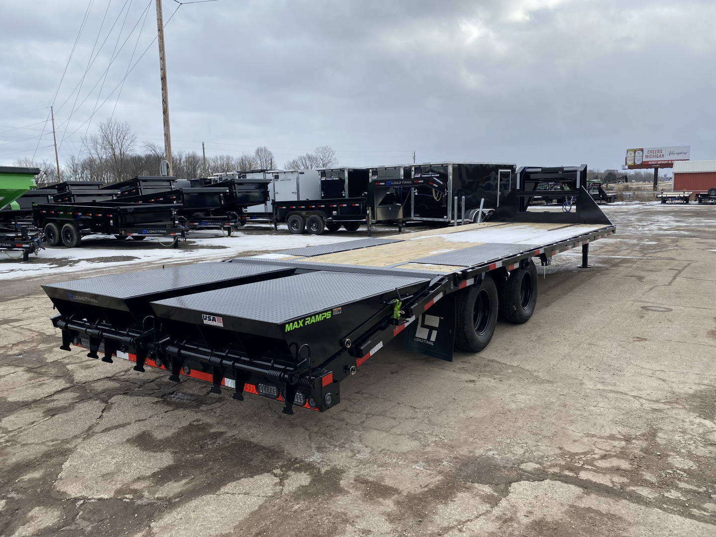 New 2026 Load Trail 102x28 Low-pro 24k w/Max Ramps Gooseneck Bodies