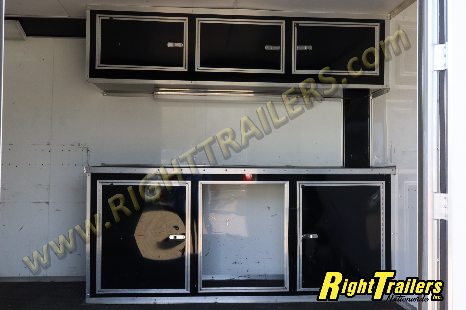 Used 2018 8.5X28 Continental Cargo Race Trailer
