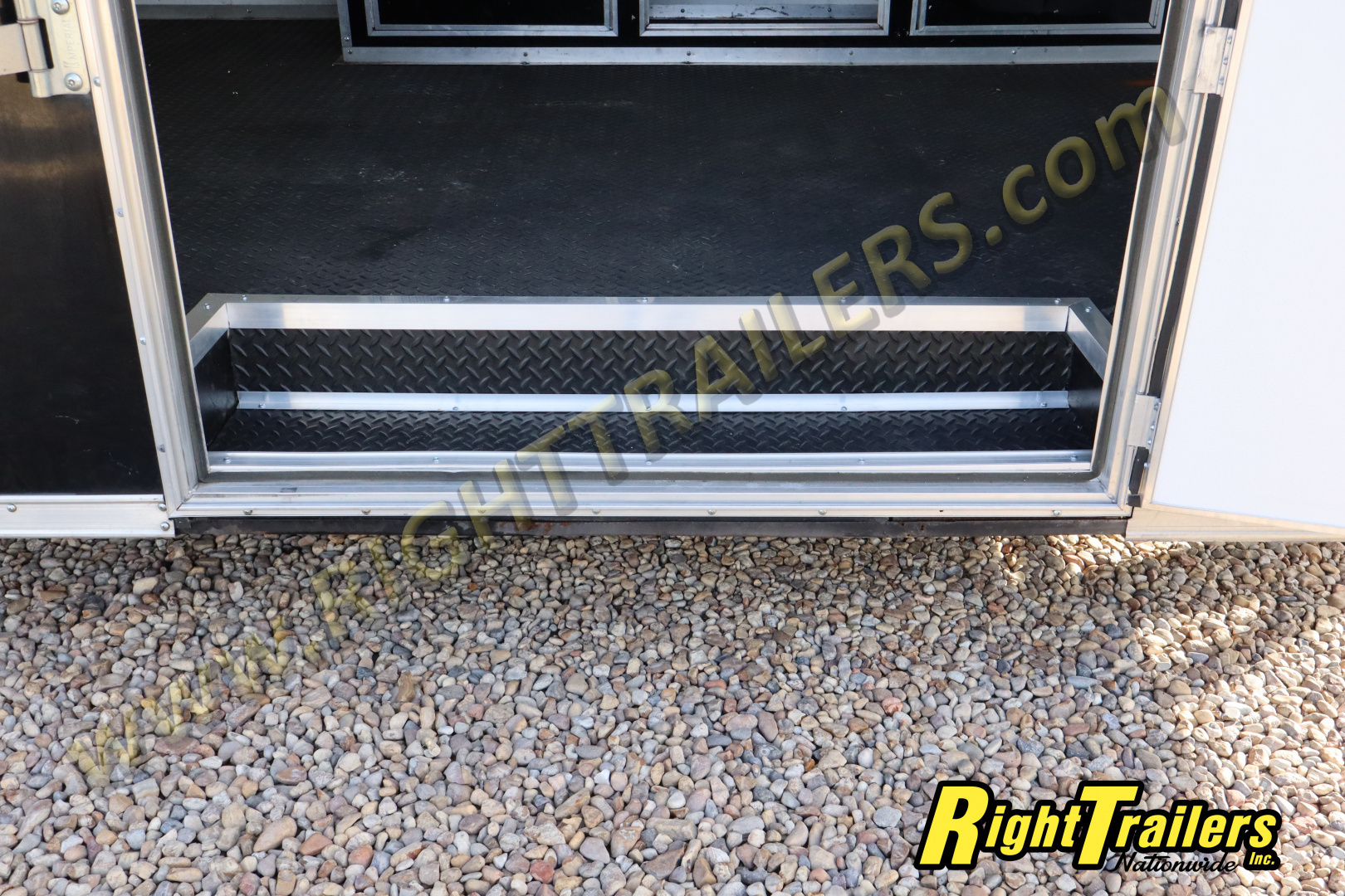 Used 2018 8.5X28 Continental Cargo Race Trailer