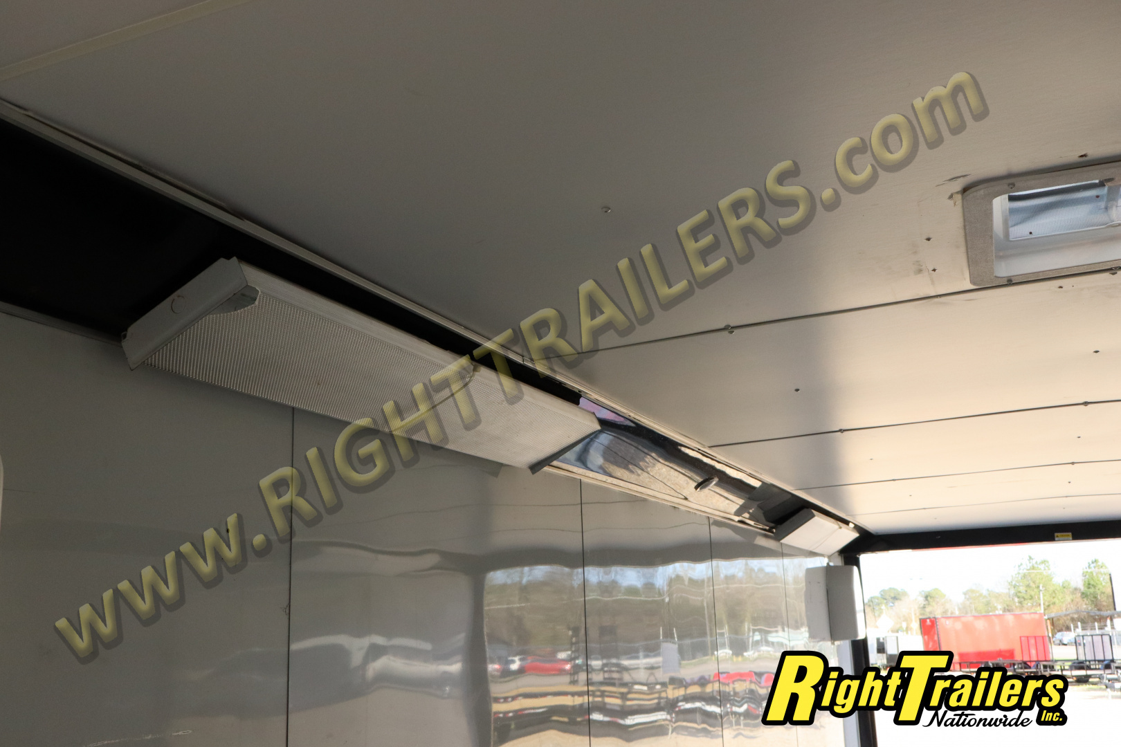 Used 2018 8.5X28 Continental Cargo Race Trailer