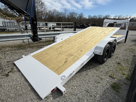 New 2026 Diamond C HDT GN 210 26’ Tilt Trailer, 23K GVWR, PACESETTER EDITION, HYDRAULIC JACKS