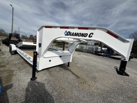New 2026 Diamond C HDT GN 210 26’ Tilt Trailer, 23K GVWR, PACESETTER EDITION, HYDRAULIC JACKS