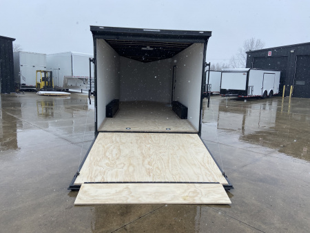 New United CLAV 8.5x23 Enclosed Trailer