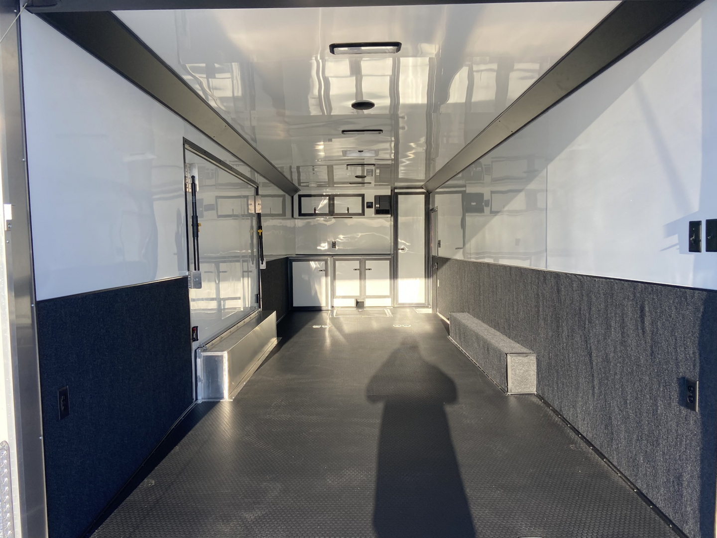 New United Trailers PREM 8.5X28 Racing Trailer