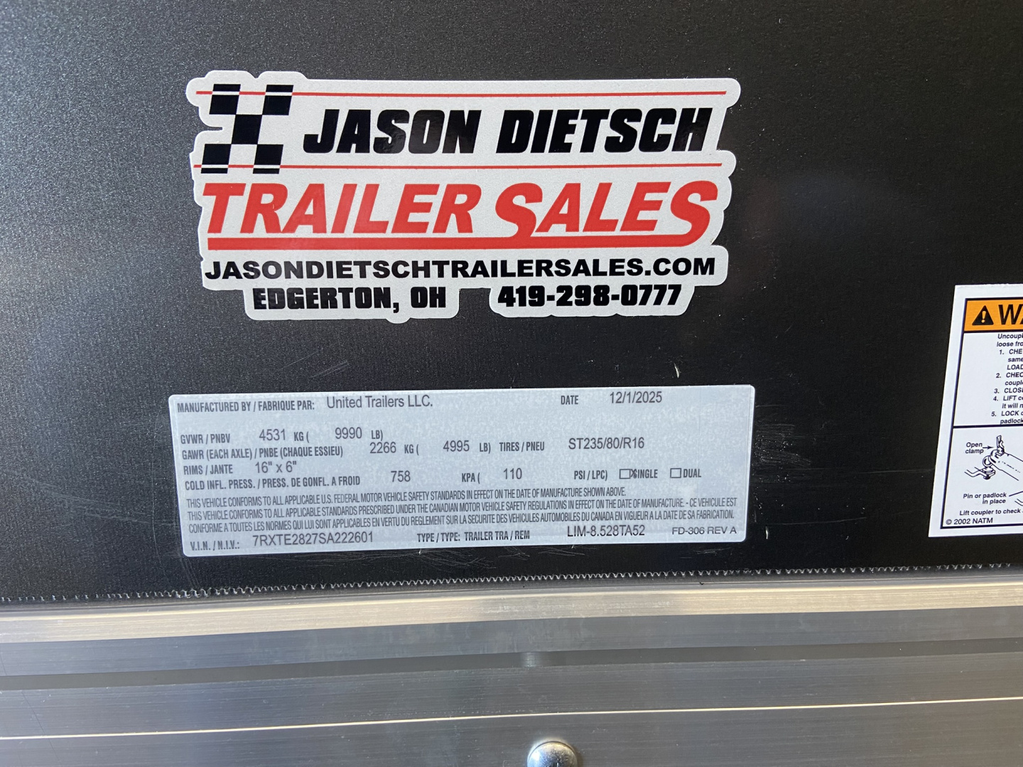 New United LIM 8.5X28 RACING TRAILER