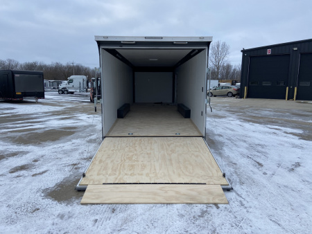 New United LIM 8.5X28 RACING TRAILER