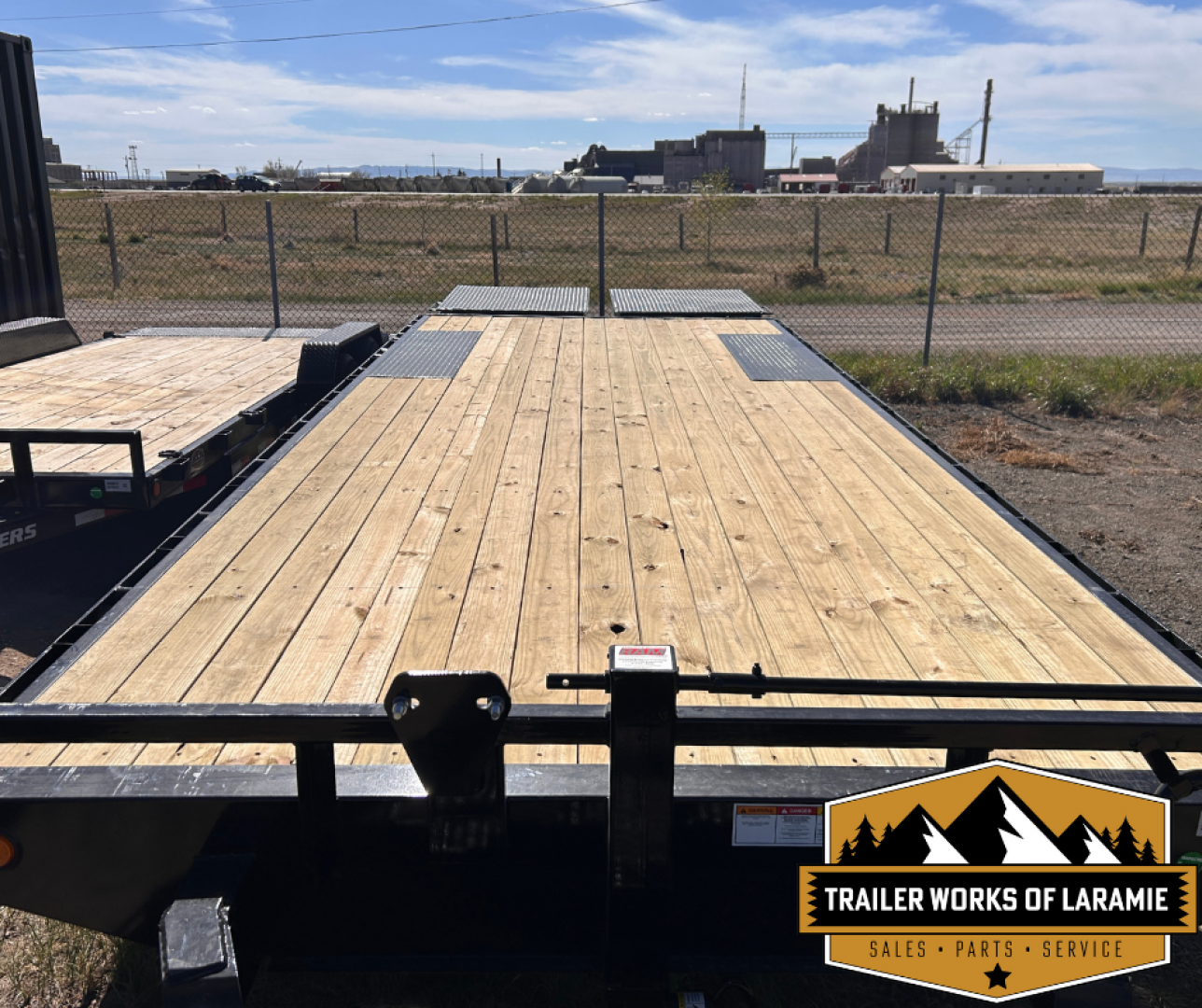 New 2026 PJ F8 Deckover Trailer- 24'- 14K- W/Monster Ramps