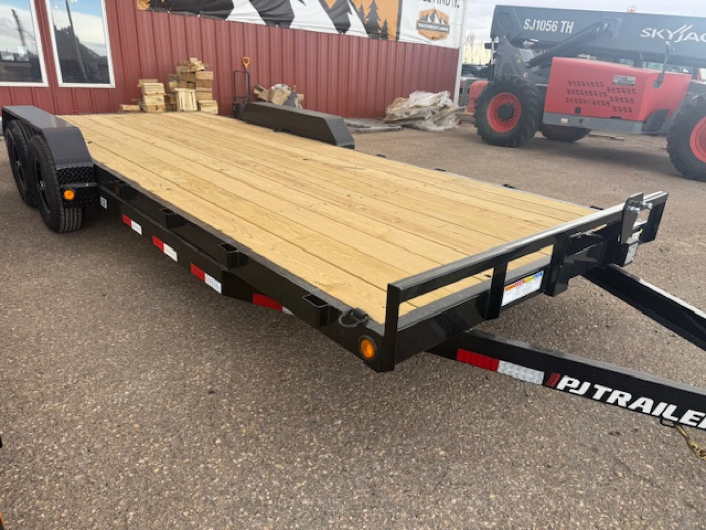New 2026 PJ Trailers CE 18' Equipment Trailer-10K