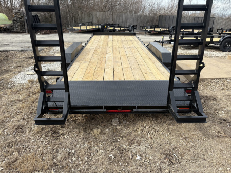New 2026 WD Trailers 82X22 14GVWR EQUIPMENT