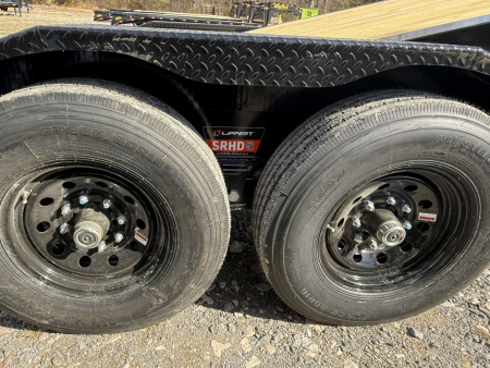 New 2026 Diamond C HDT 207 22’ Tilt Trailer, PACESETTER EDITION, FORK HOLDERS, 15.4K GVWR