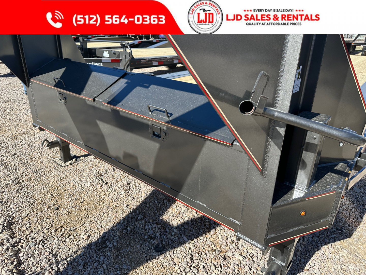 New 2026 Triple R - Drive Over Fender 26' Gooseneck Trailer - 14 Ply Tires